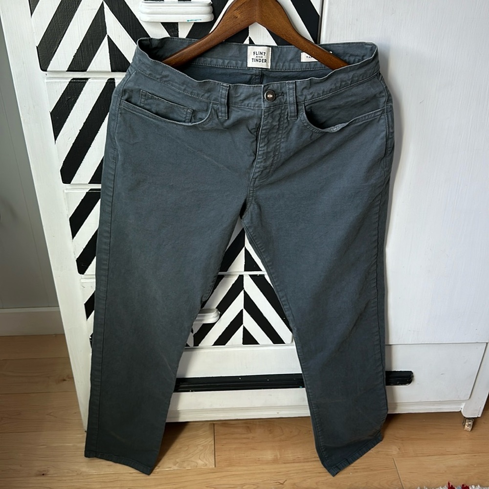 Flint and Tinder Men’s 365 Pant, tapered fit, 29x30, slate color